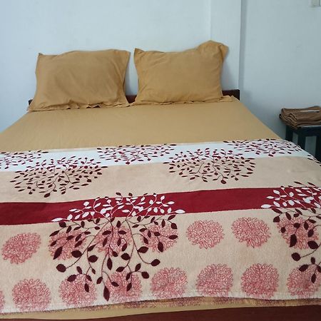 Oyo 93359 Kawi Homestay Praya Ngoại thất bức ảnh