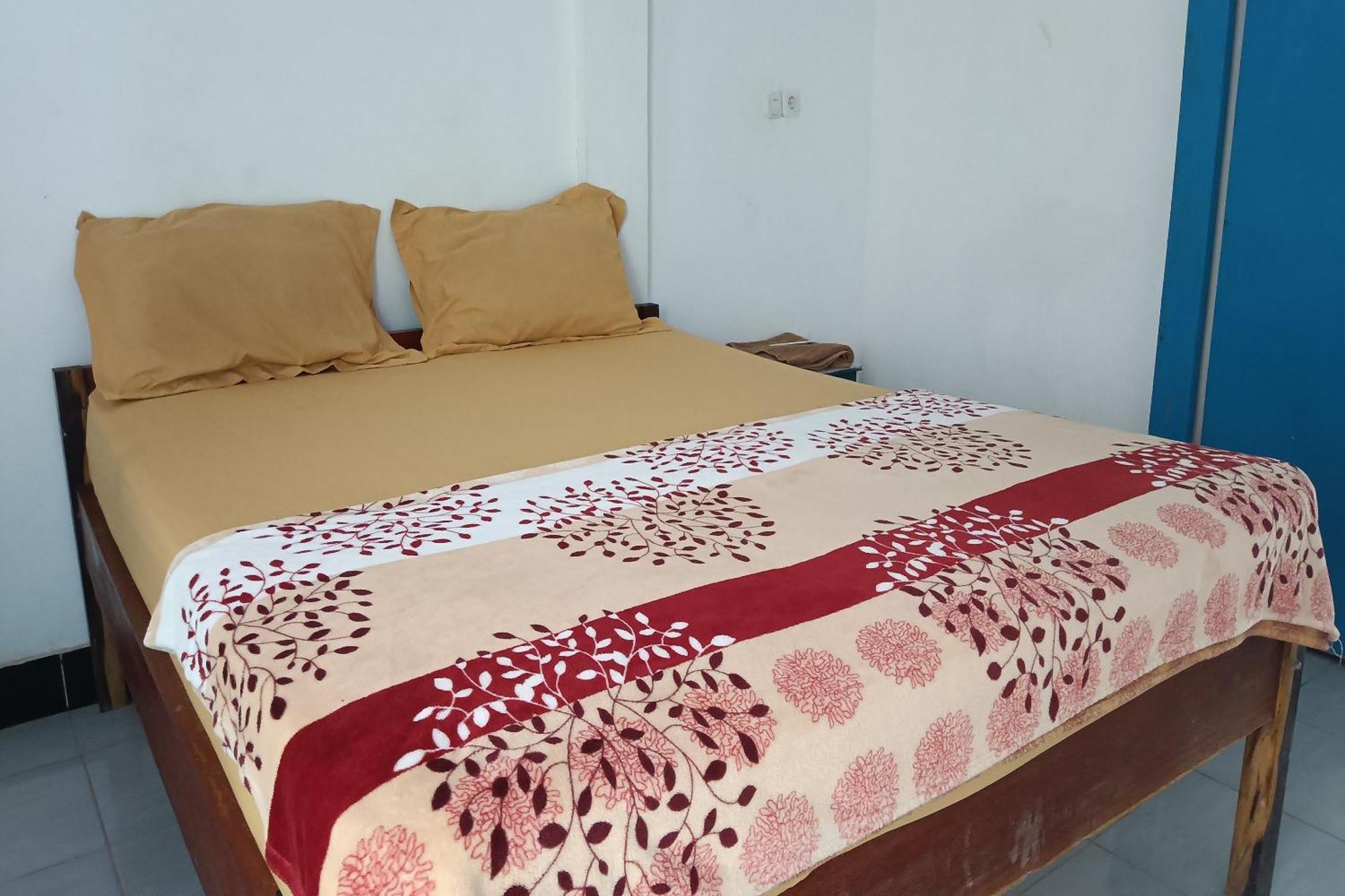 Oyo 93359 Kawi Homestay Praya Ngoại thất bức ảnh